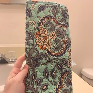 Vera Bradley Flat Iron/Curling Iron Travel Sleeve